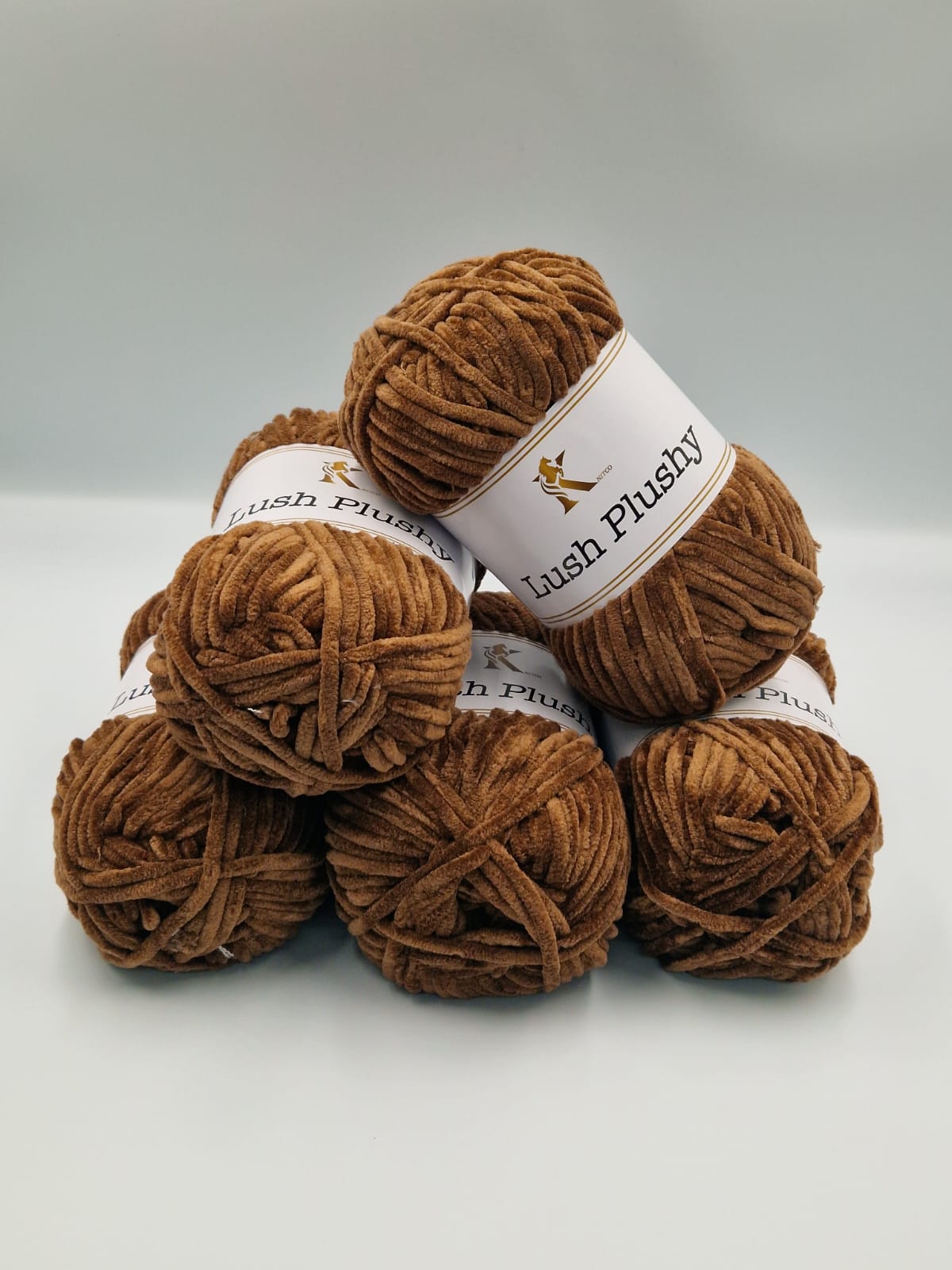 Knitco Lushy Plushy 5 x 100g - 100m - 100% Polyester Knitting Crochet Yarn