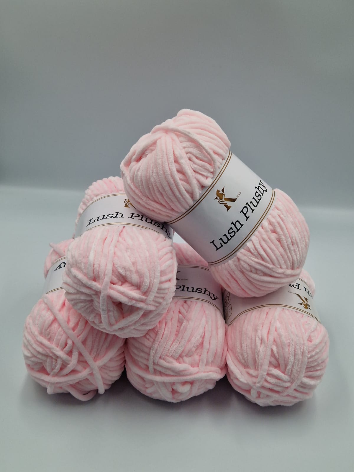 Knitco Lushy Plushy 5 x 100g - 100m - 100% Polyester Knitting Crochet Yarn