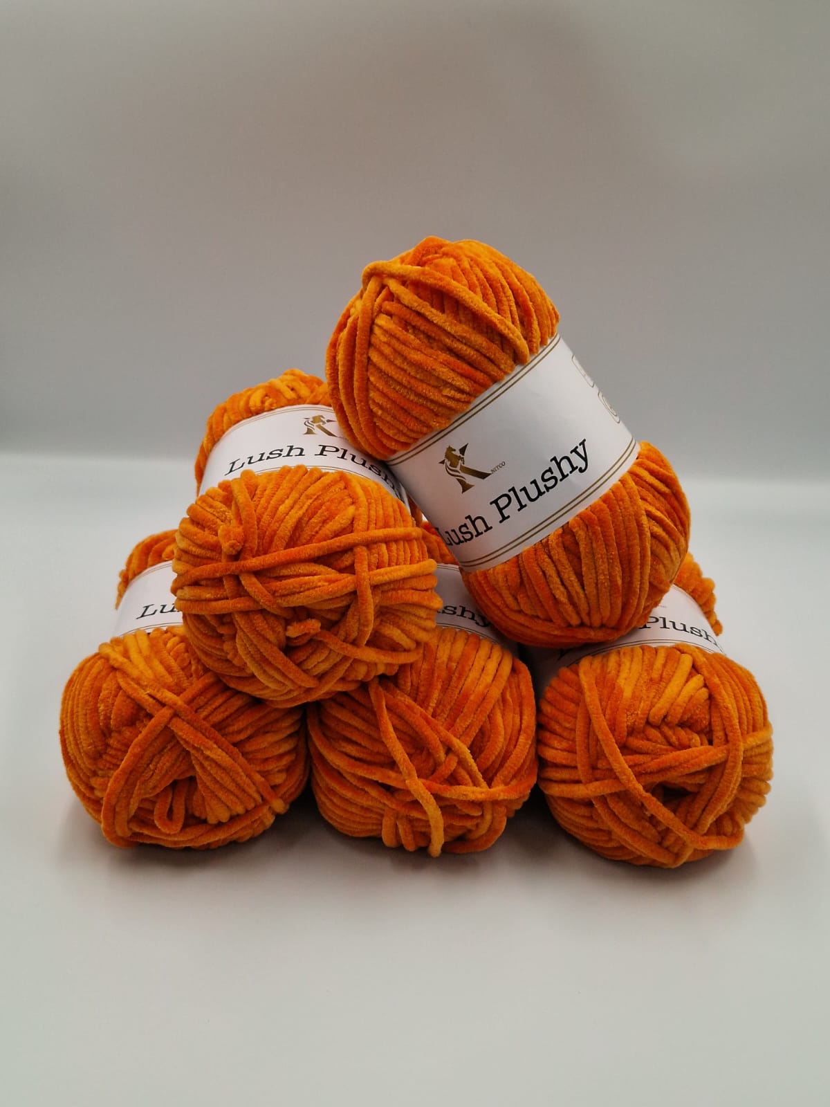 Knitco Lushy Plushy 5 x 100g - 100m - 100% Polyester Knitting Crochet Yarn