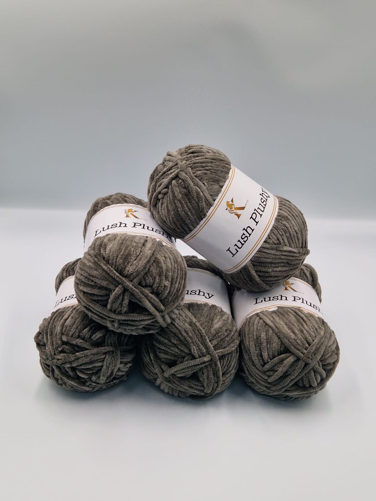 Knitco Lushy Plushy 5 x 100g - 100m - 100% Polyester Knitting Crochet Yarn