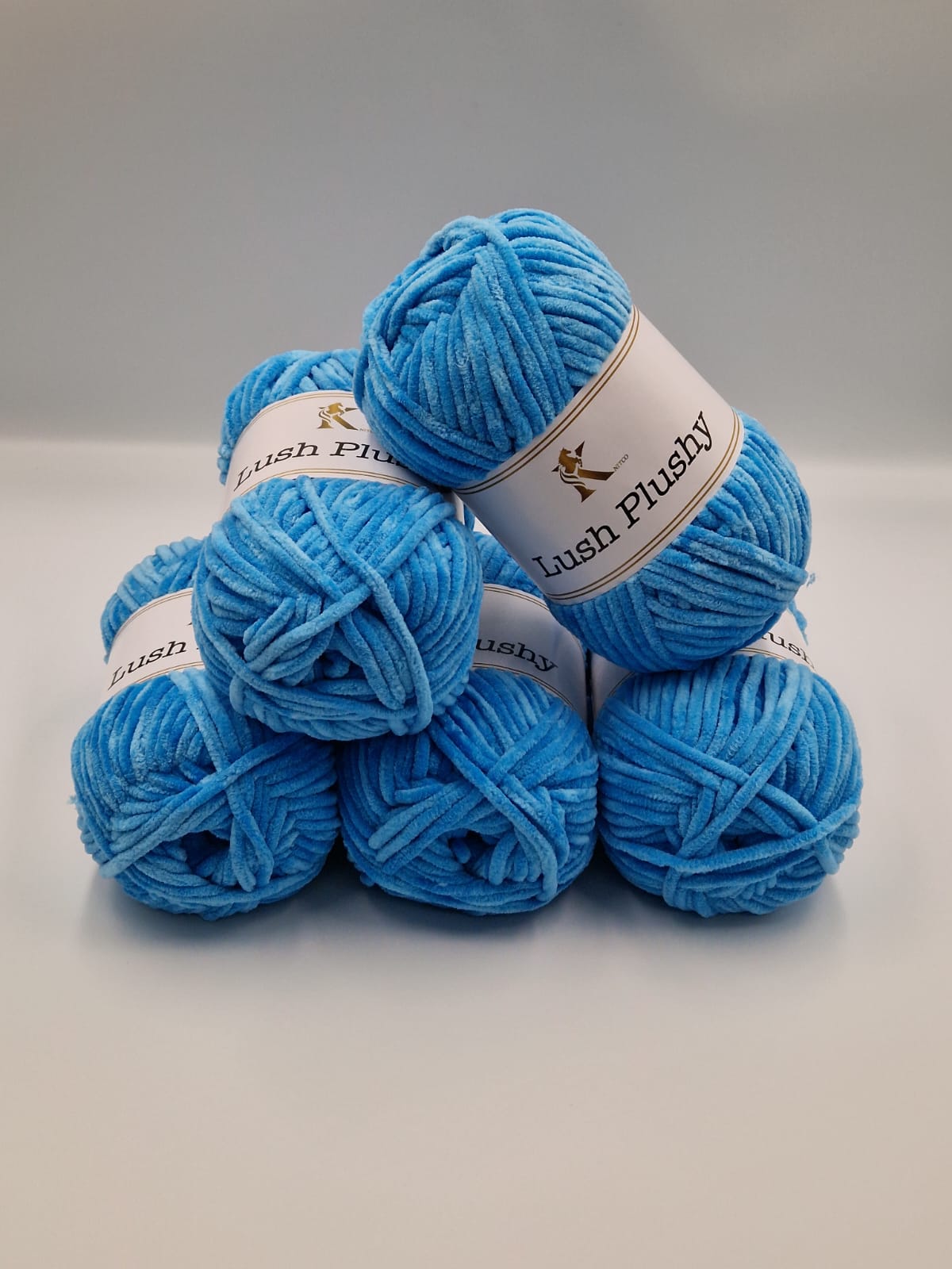 Knitco Lushy Plushy 5 x 100g - 100m - 100% Polyester Knitting Crochet Yarn