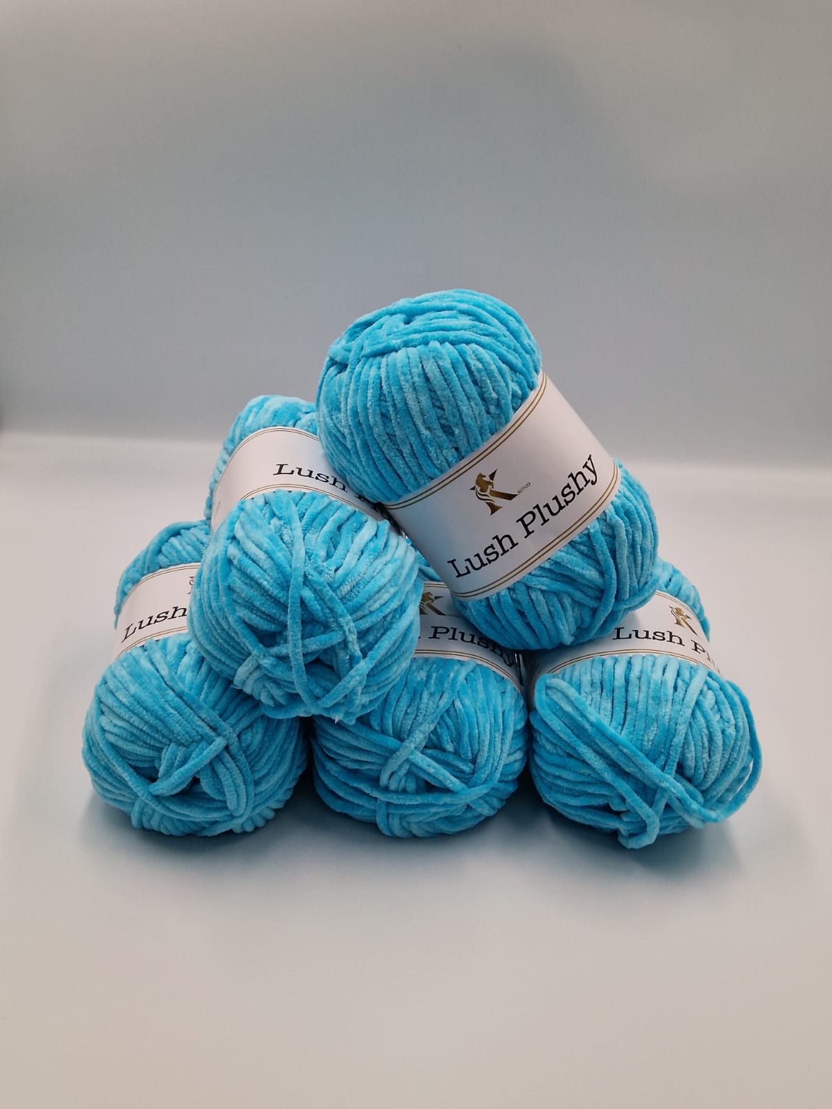 Knitco Lushy Plushy 5 x 100g - 100m - 100% Polyester Knitting Crochet Yarn