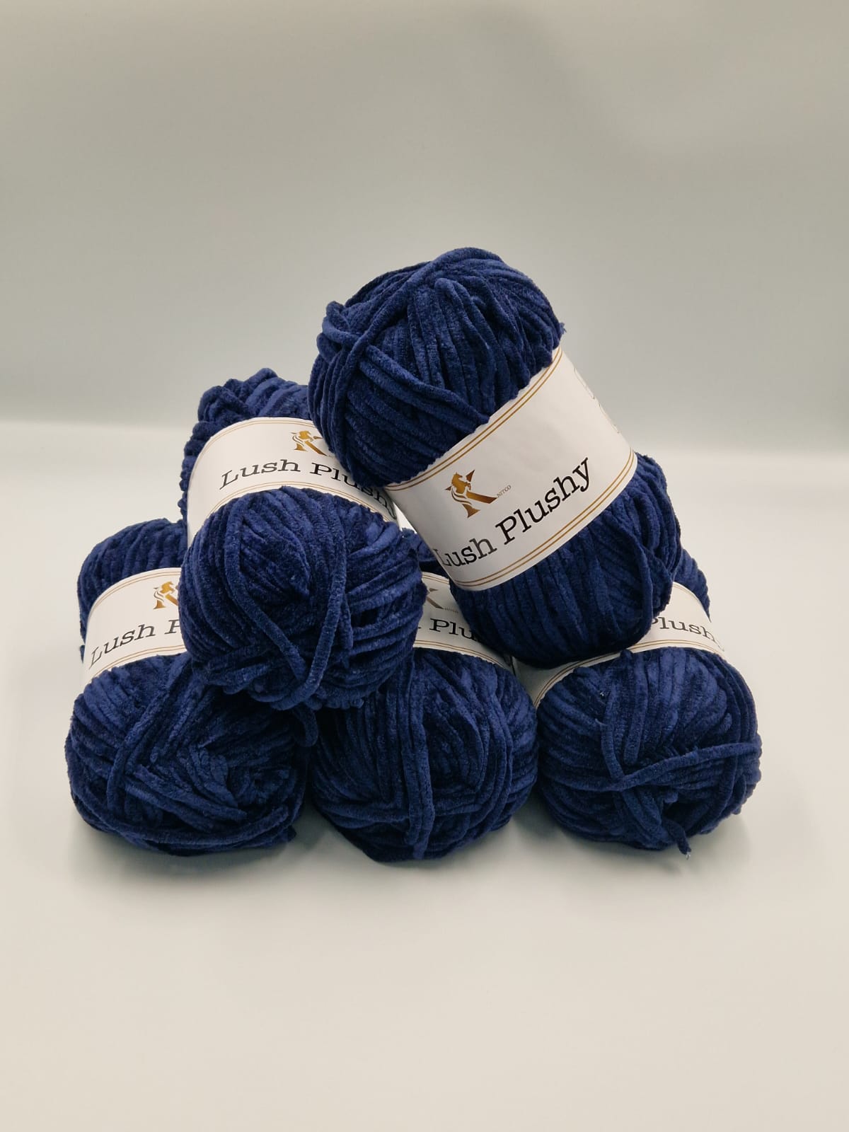 Knitco Lushy Plushy 5 x 100g - 100m - 100% Polyester Knitting Crochet Yarn