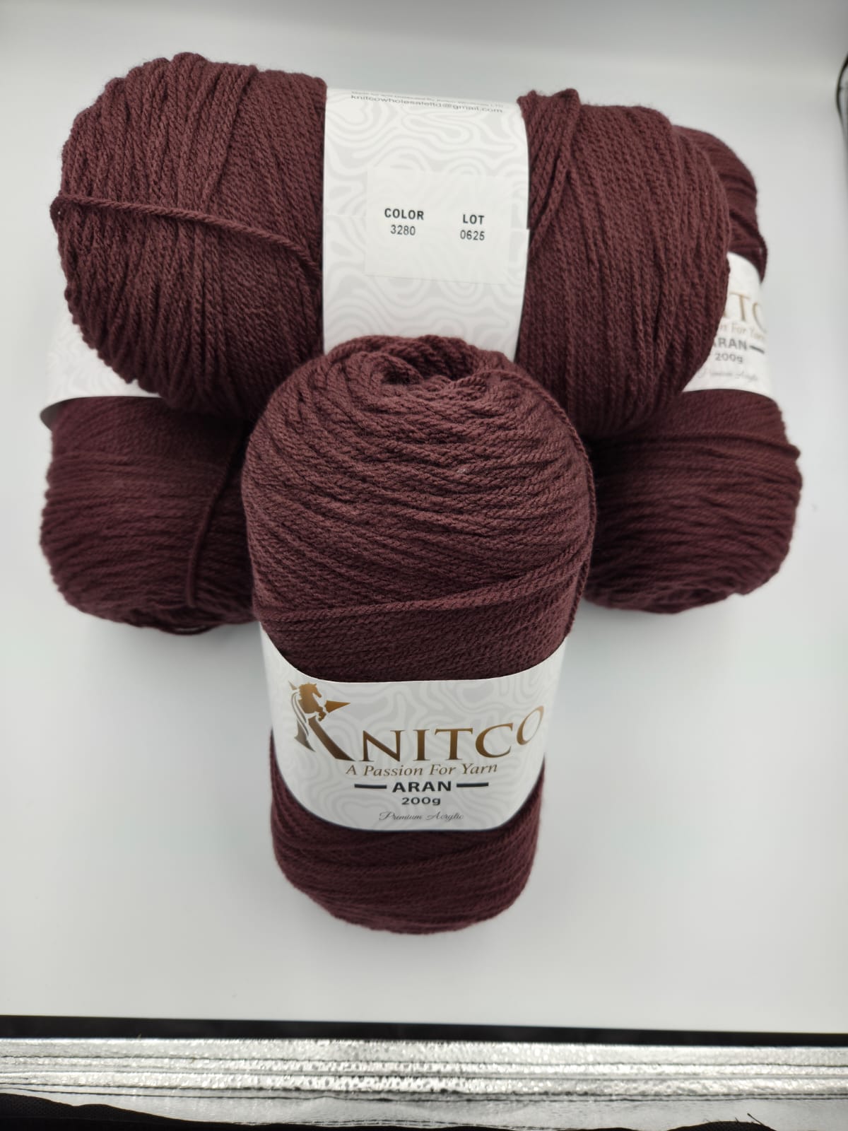 Knitco Aran Premium 5 x 200g - 420m - 100% Acylic Knitting Crochet Yarn