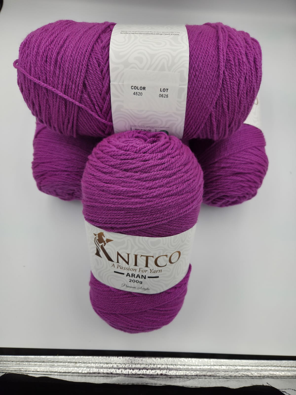 Knitco Aran Premium 5 x 200g - 420m - 100% Acylic Knitting Crochet Yarn