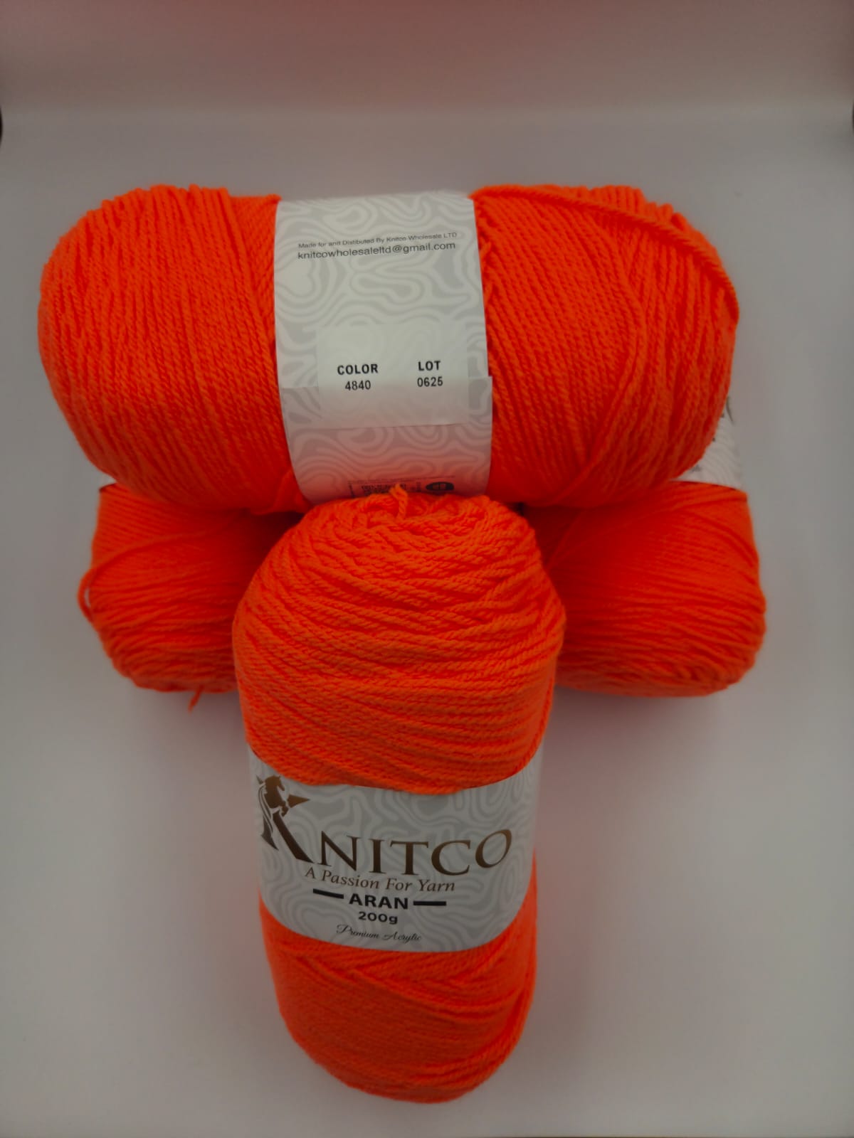 Knitco Aran Premium 5 x 200g - 420m - 100% Acylic Knitting Crochet Yarn