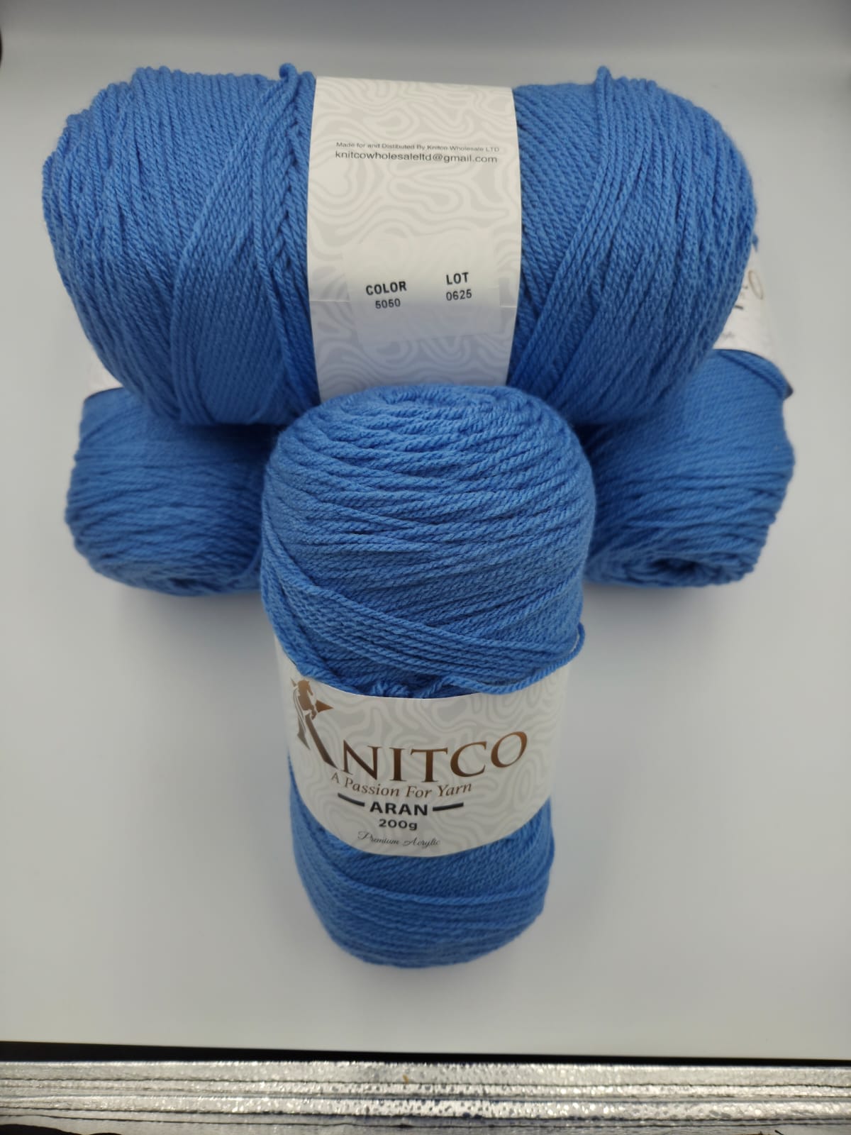 Knitco Aran Premium 5 x 200g - 420m - 100% Acylic Knitting Crochet Yarn