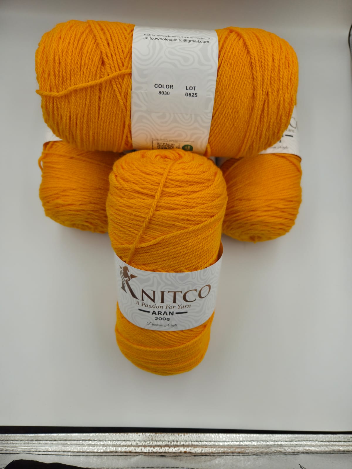 Knitco Aran Premium 5 x 200g - 420m - 100% Acylic Knitting Crochet Yarn