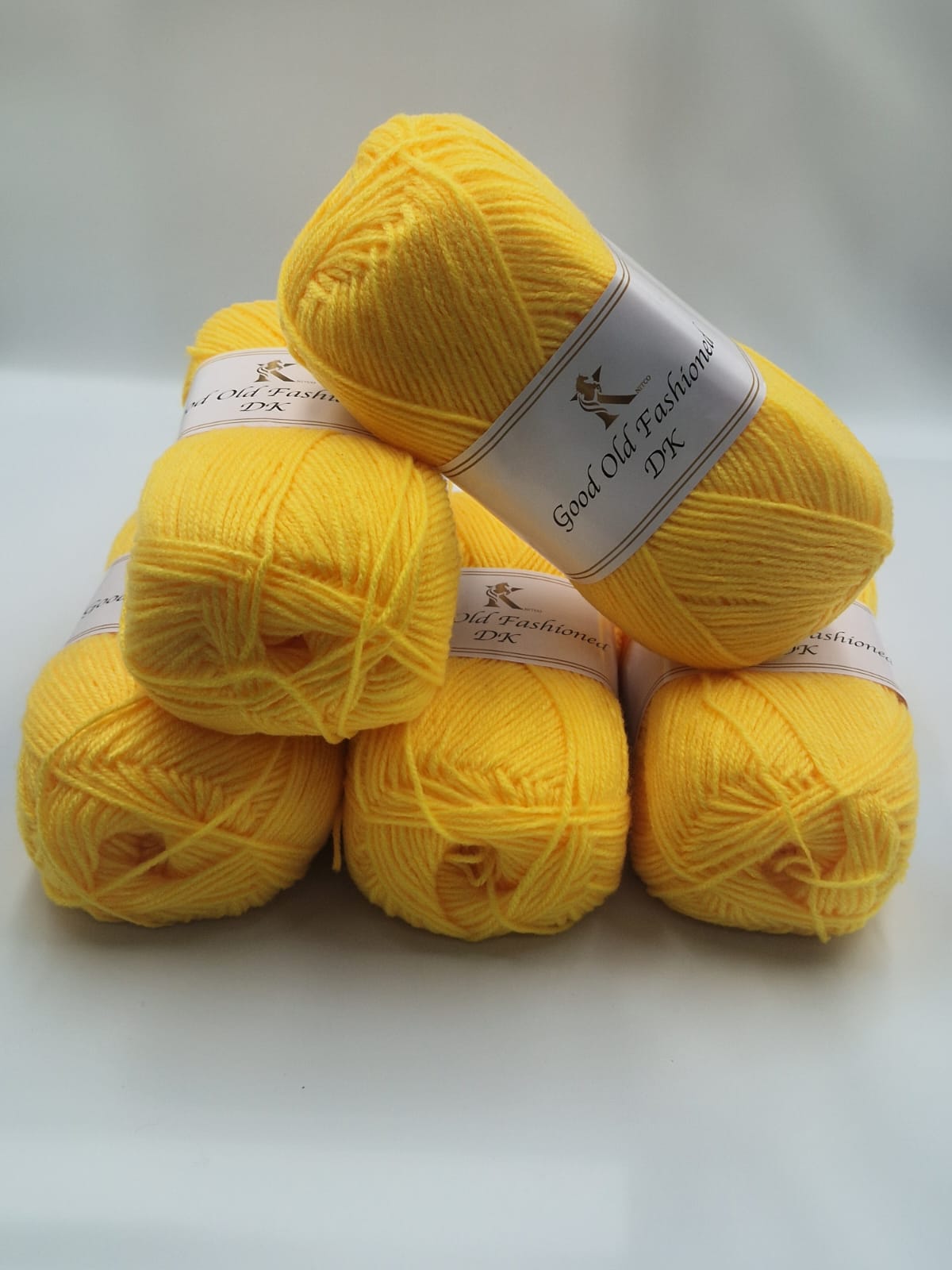 Knitco Good Old Fashioned DK 5 x 100g - 280m - 100% Acrylic Knitting Crochet Yarn