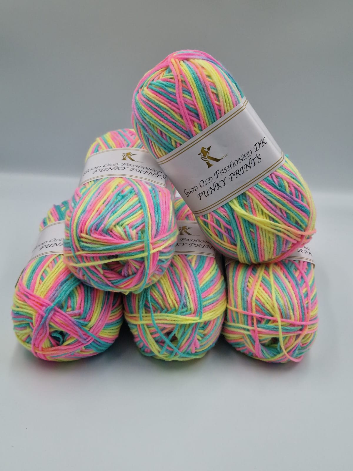 Knitco Good Old Fashioned Funky Prints DK 5 x 100g - 100% Acrylic Knitting Crochet Yarn