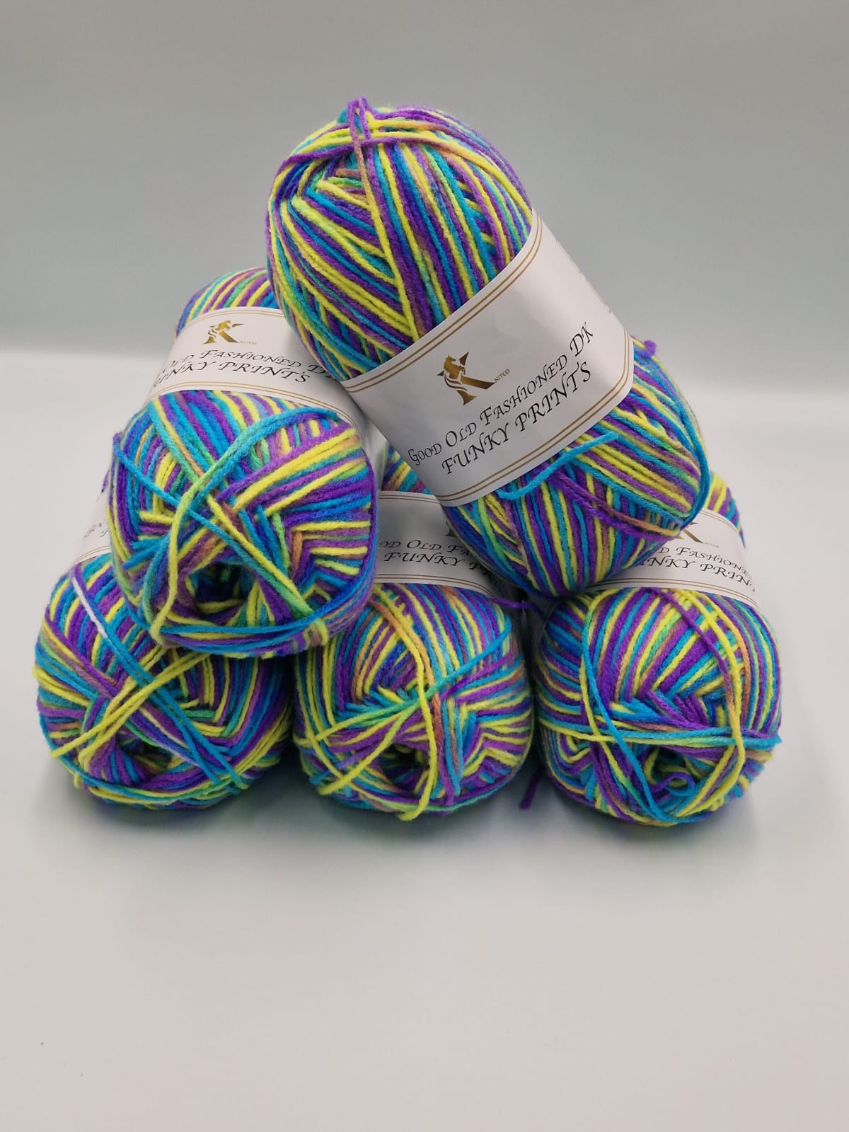 Knitco Good Old Fashioned Funky Prints DK 5 x 100g - 100% Acrylic Knitting Crochet Yarn