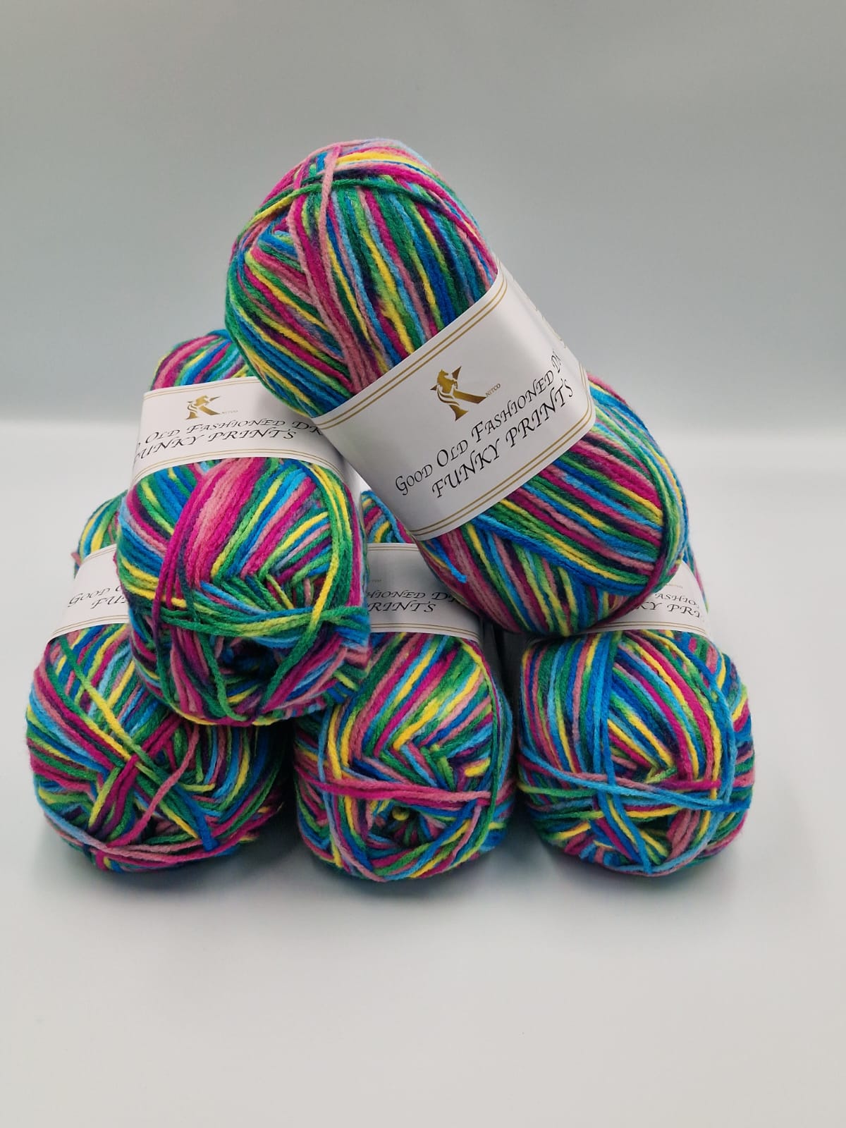 Knitco Good Old Fashioned Funky Prints DK 5 x 100g - 100% Acrylic Knitting Crochet Yarn