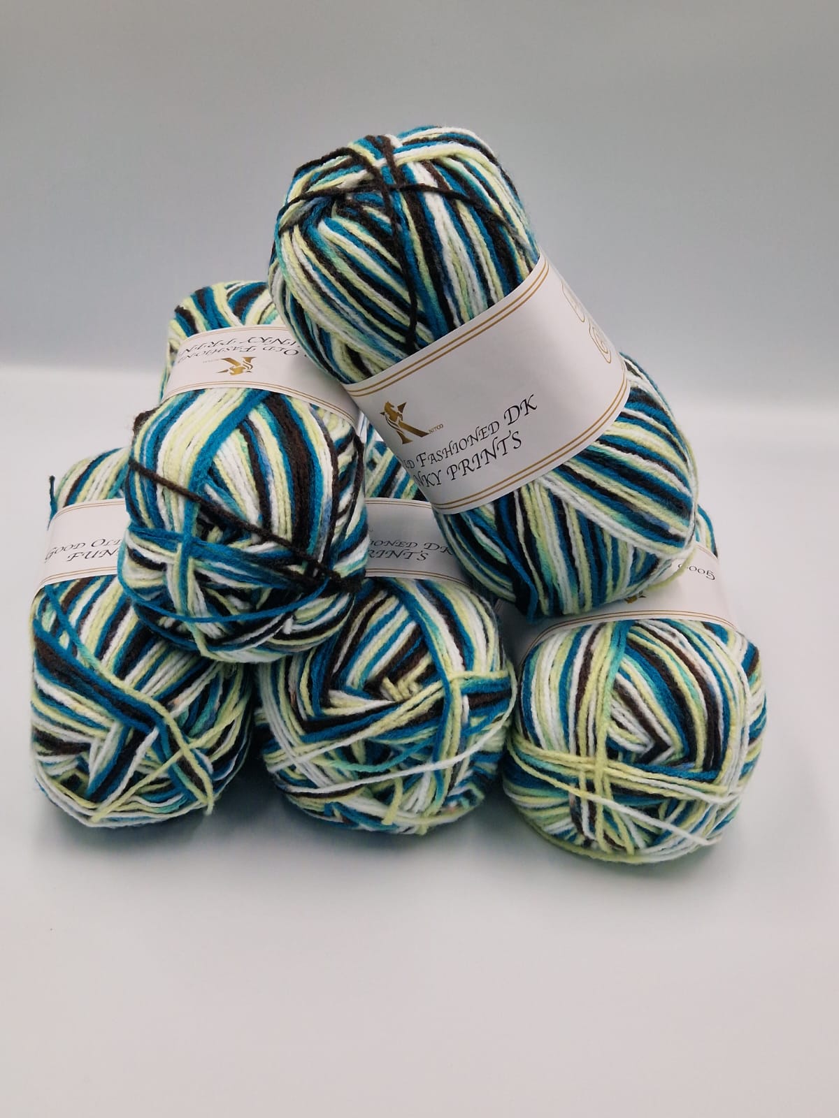 Knitco Good Old Fashioned Funky Prints DK 5 x 100g - 100% Acrylic Knitting Crochet Yarn