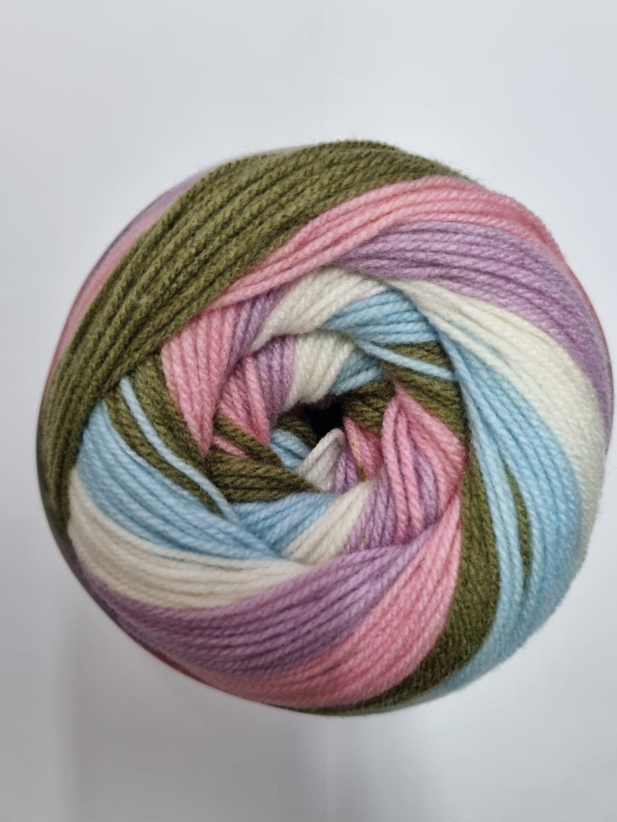 Knitco Northern Lights DK 1 x 150g - 410m - 100% Acrylic Knitting Crochet Yarn