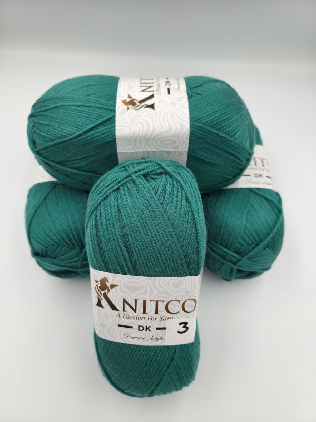 Knitco Aran Premium 5 x 200g - 420m - 100% Acylic Knitting Crochet Yarn