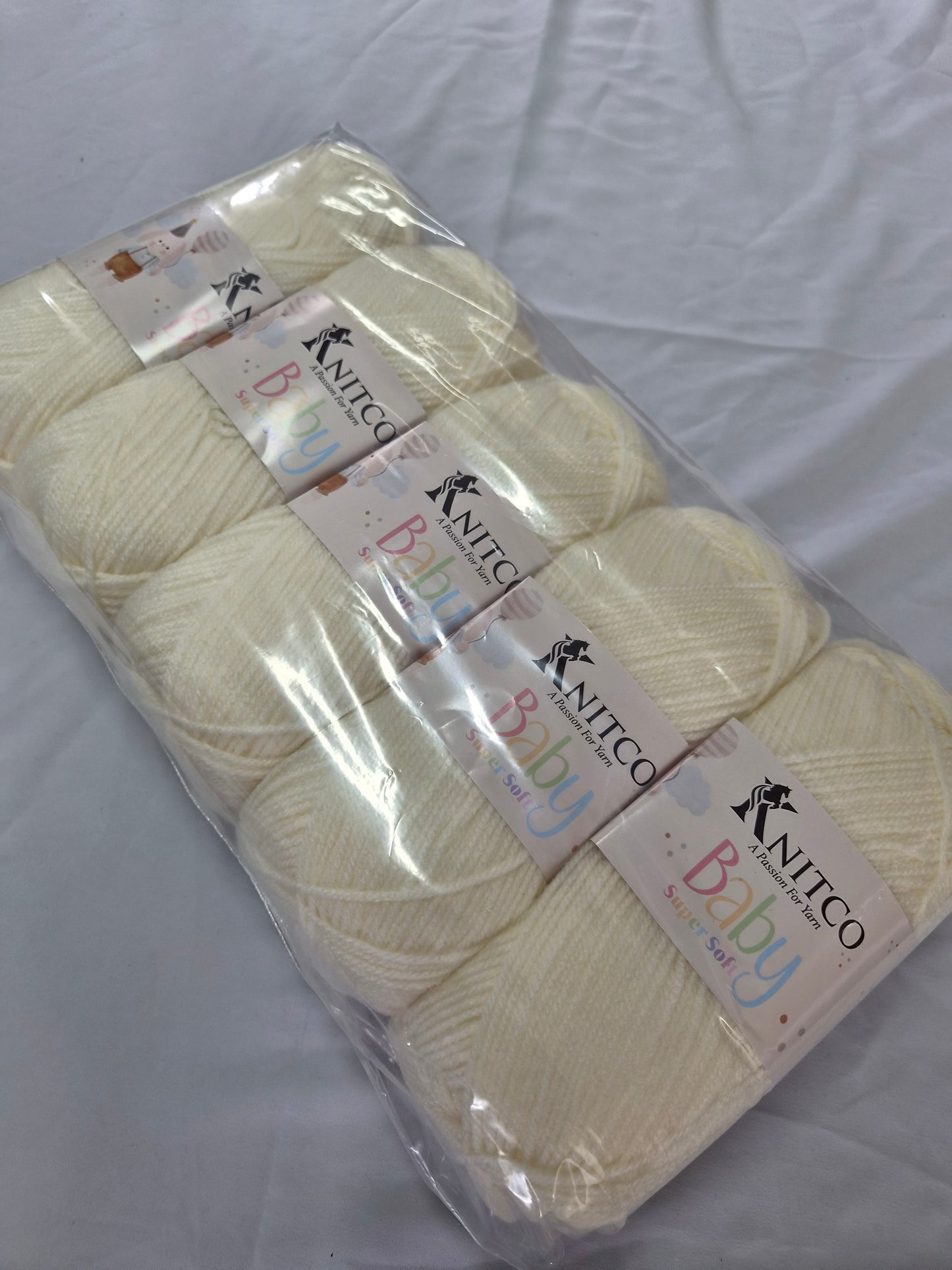 Knitco Baby Super Soft DK 5 x 100g - 300m - 100% Acrylic Knitting Crochet Yarn