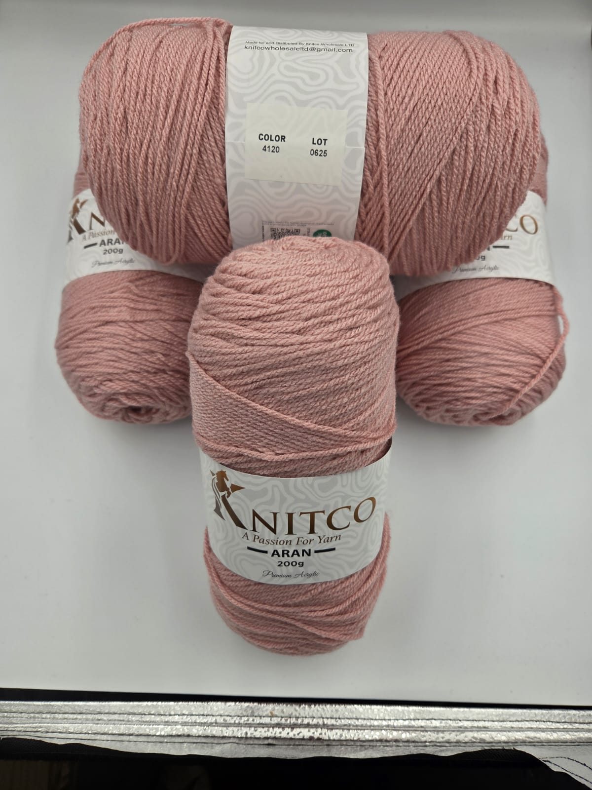 Knitco Aran Premium 5 x 200g - 420m - 100% Acylic Knitting Crochet Yarn