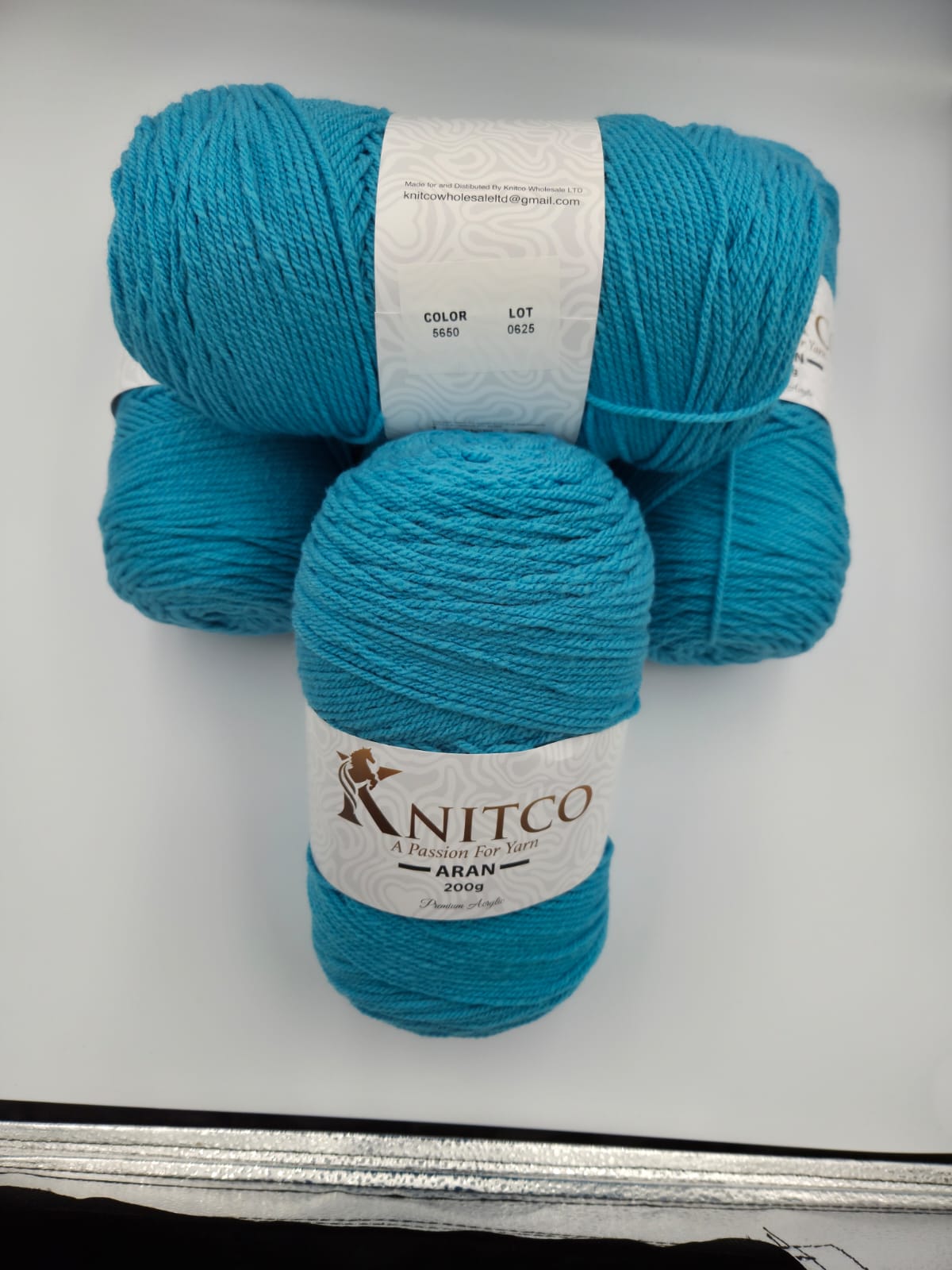Knitco Aran Premium 5 x 200g - 420m - 100% Acylic Knitting Crochet Yarn