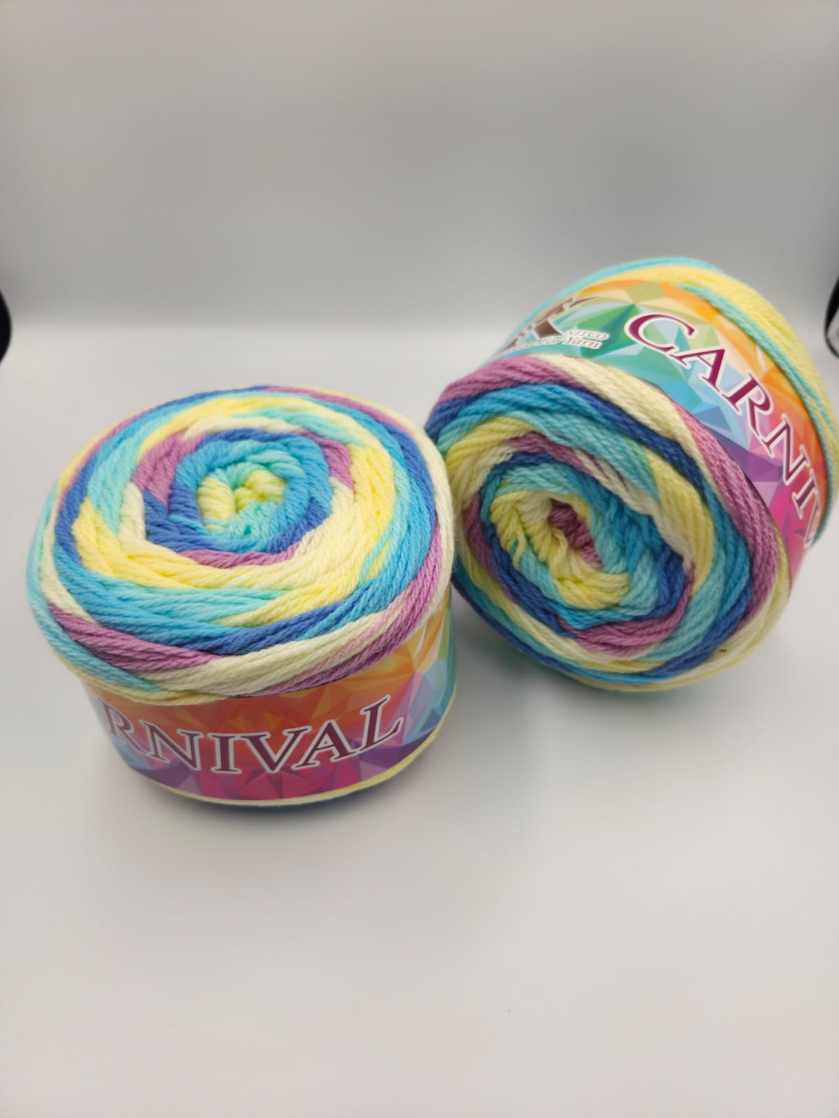 Knitco Carnival 1 x 200g - 472m - 100% Acrylic Knitting Crochet Yarn