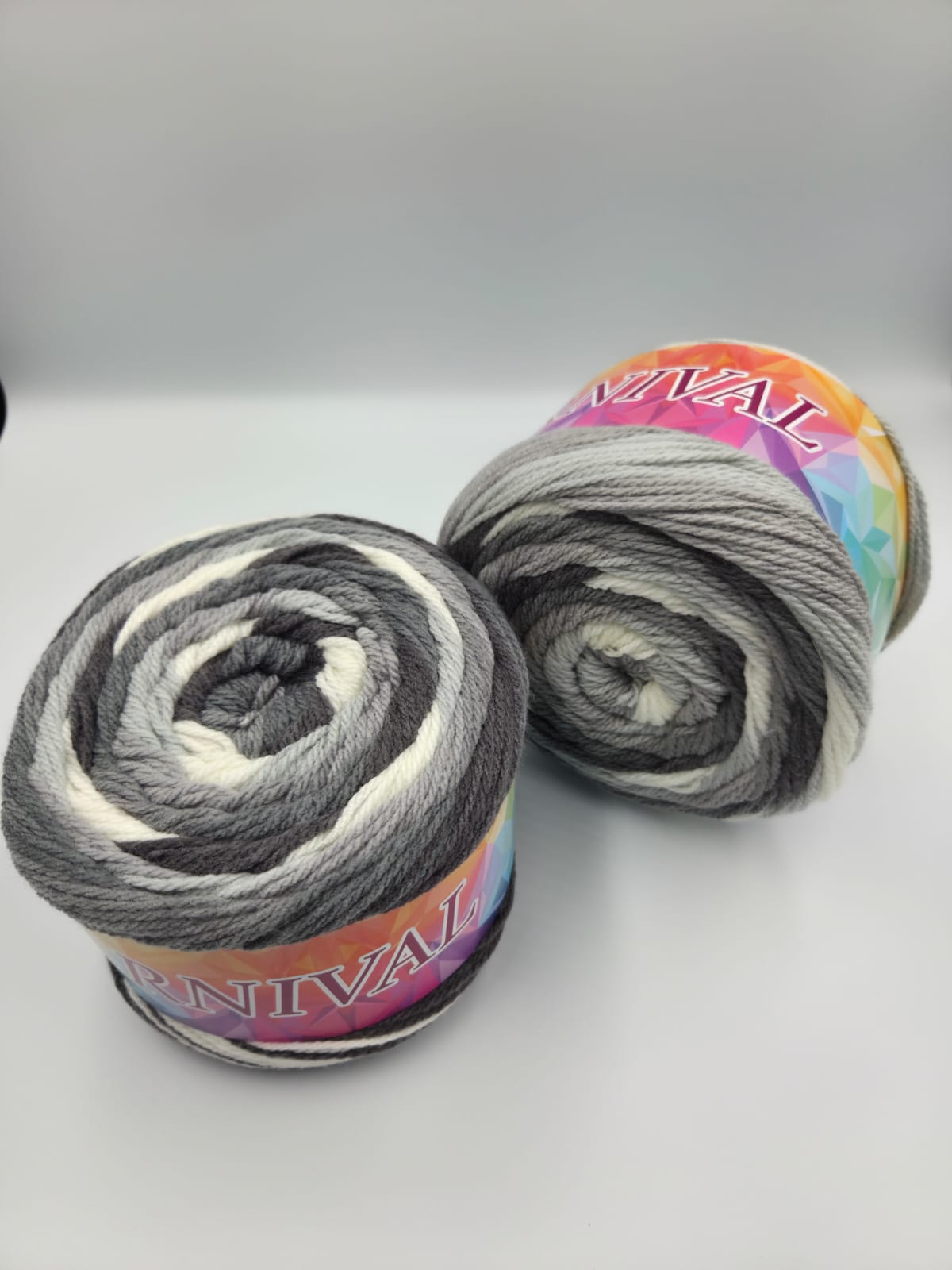 Knitco Carnival 1 x 200g - 472m - 100% Acrylic Knitting Crochet Yarn