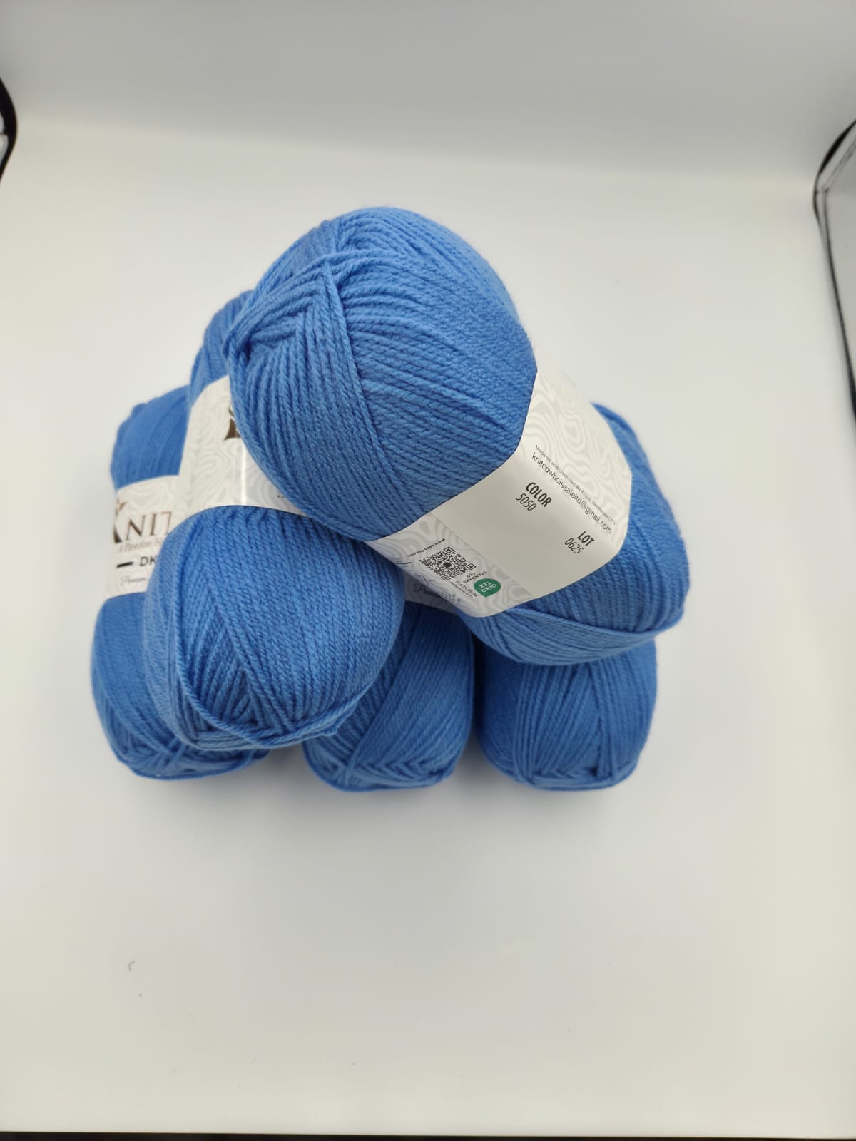 Knitco DK Premium 5 x 100g - 360m - 100% Acylic Knitting Crochet Yarn