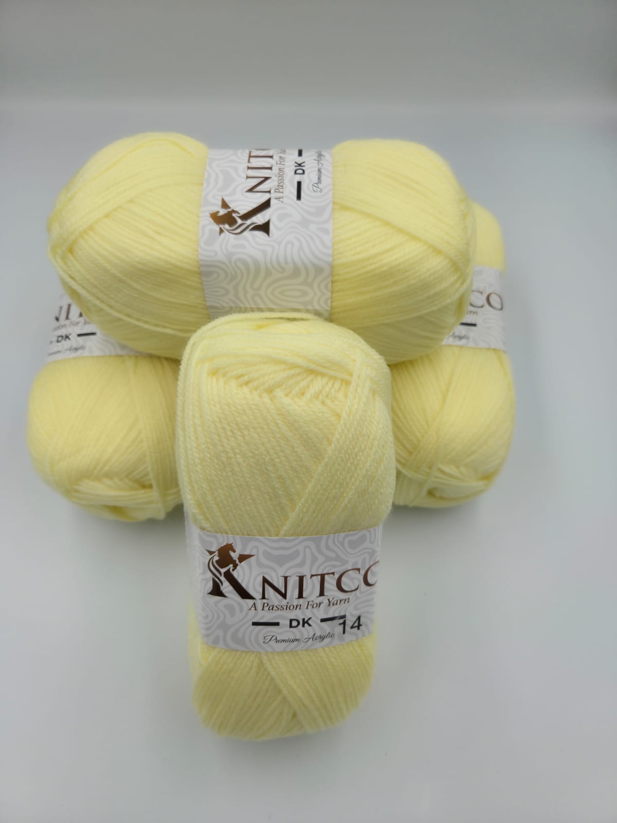 Knitco DK Premium 5 x 100g - 360m - 100% Acylic Knitting Crochet Yarn