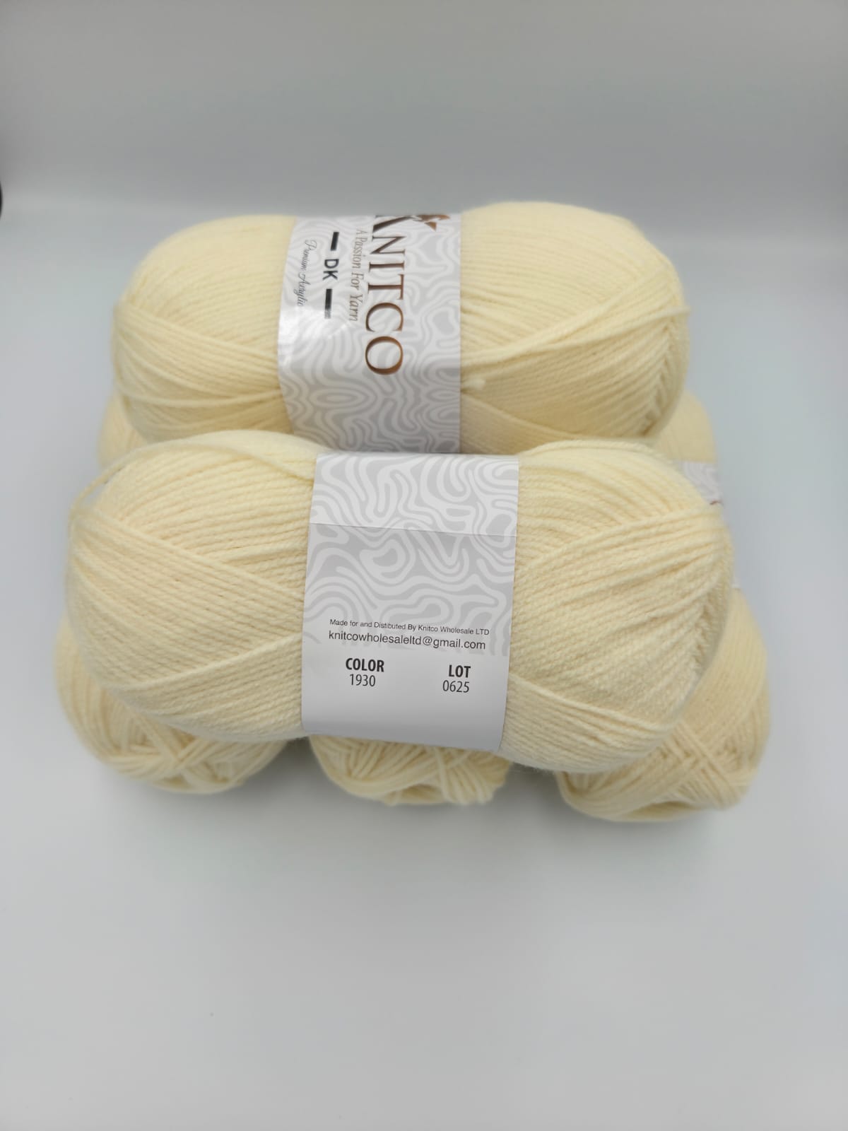 Knitco DK Premium 5 x 100g - 360m - 100% Acylic Knitting Crochet Yarn