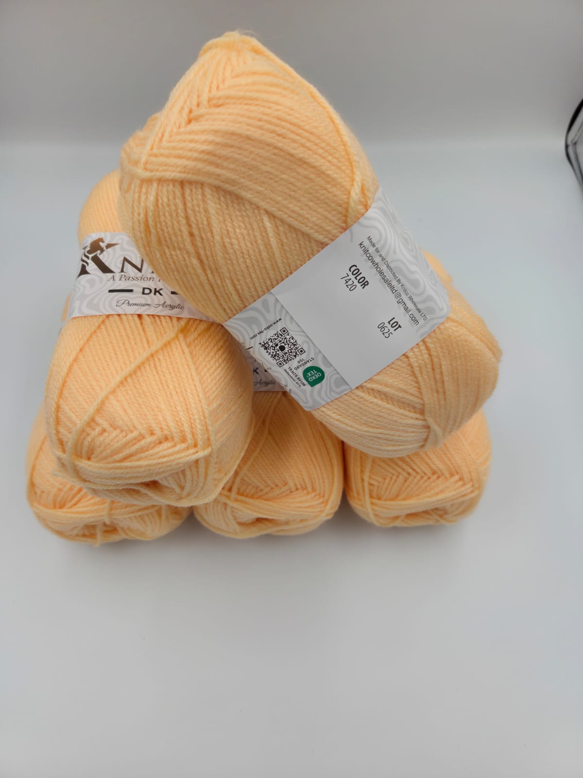 Knitco DK Premium 5 x 100g - 360m - 100% Acylic Knitting Crochet Yarn