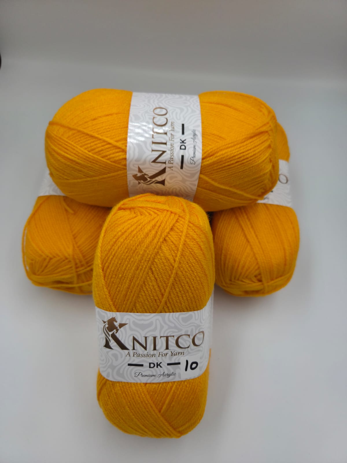 Knitco DK Premium 5 x 100g - 360m - 100% Acylic Knitting Crochet Yarn