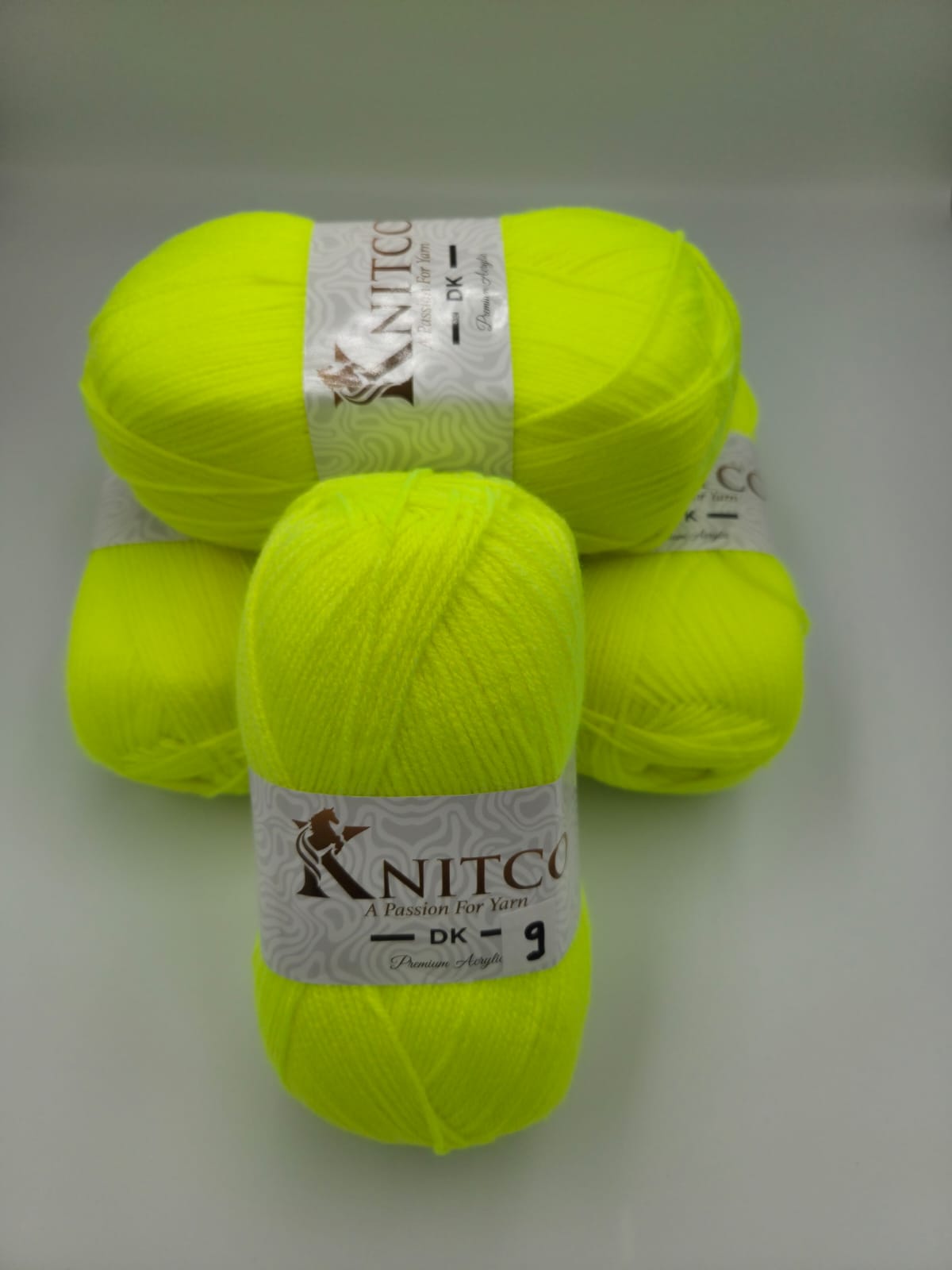 Knitco DK Premium 5 x 100g - 360m - 100% Acylic Knitting Crochet Yarn