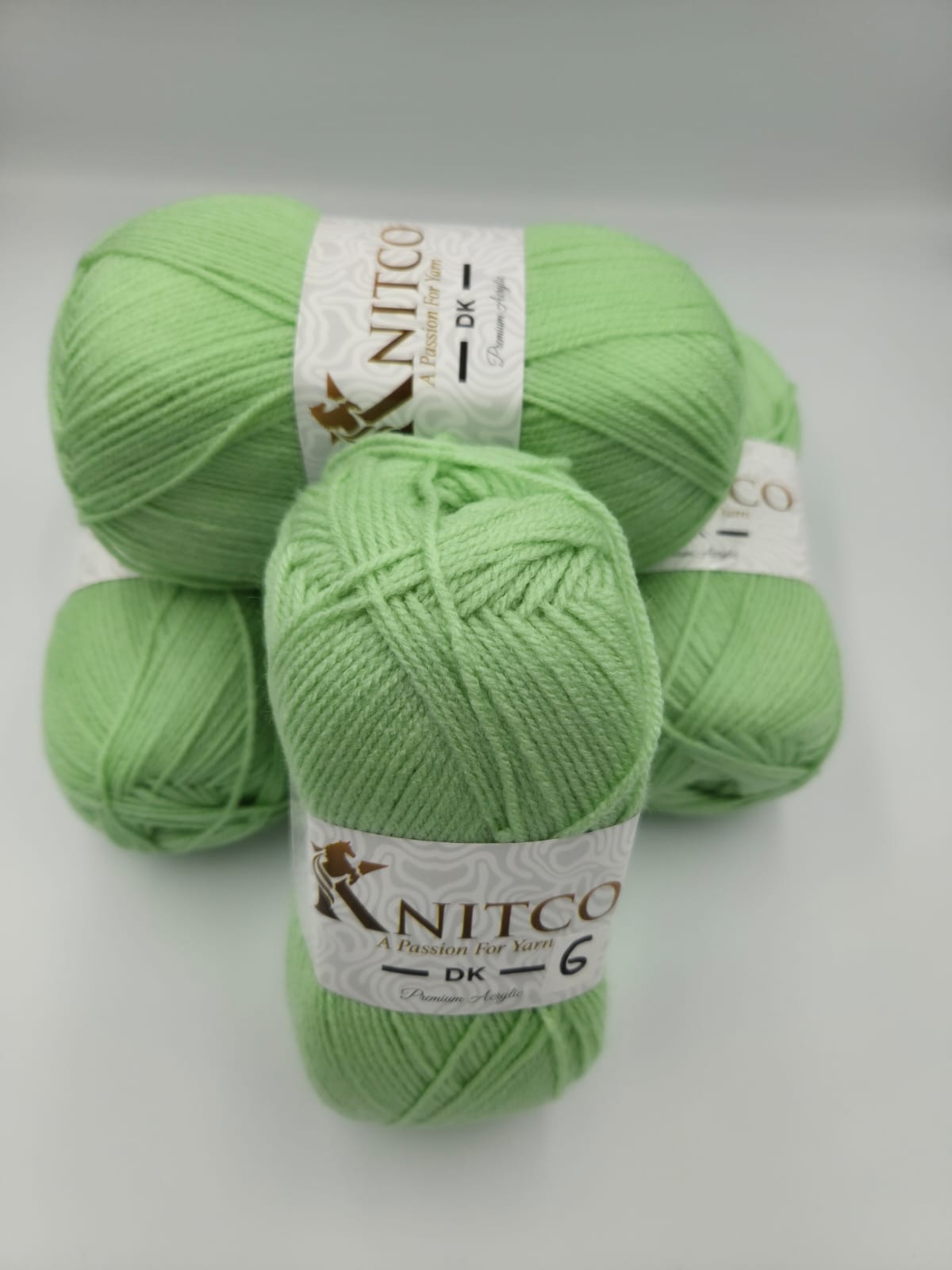 Knitco DK Premium 5 x 100g - 360m - 100% Acylic Knitting Crochet Yarn
