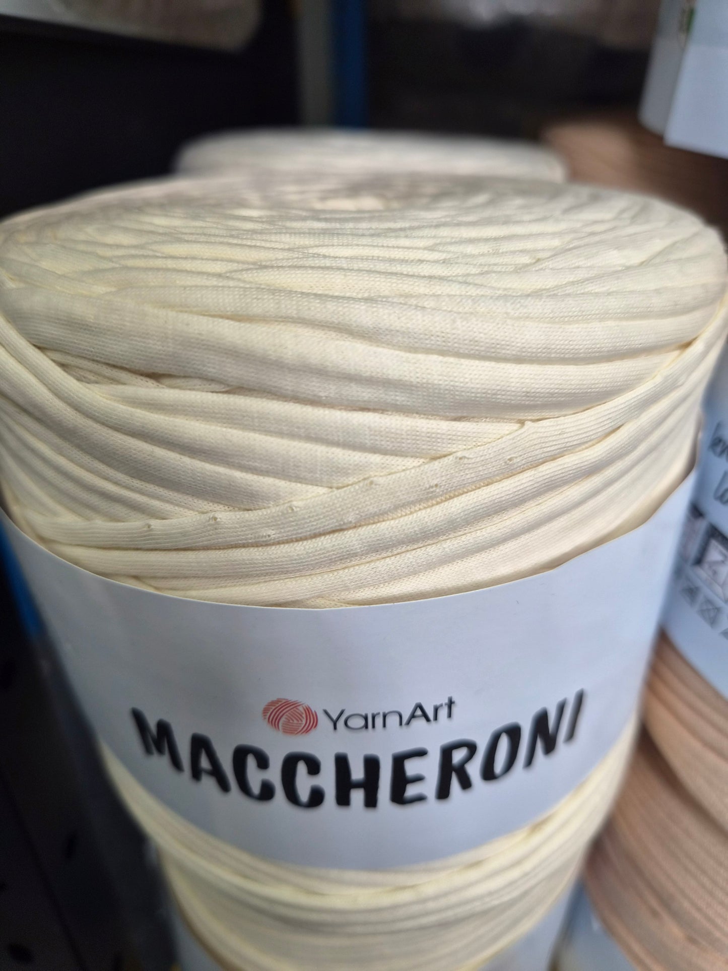 YarnArt Maccheroni 1 x 600g - 130m - 90% Cotton - 10% Polyester  T-Shirt Yarn