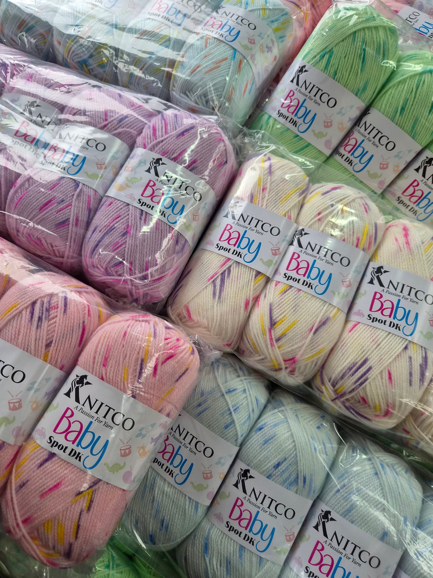 Knitco Baby Spot DK 5 x 100g - 300m - 100% Acrylic Knitting Crochet Yarn